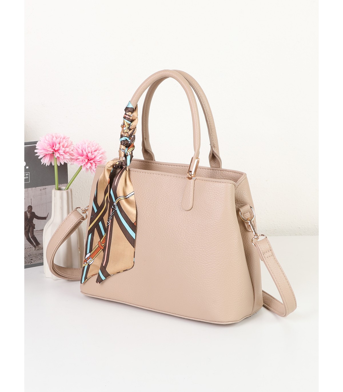 T11640 - Bolso bandolera con pañuelo y asas cortas