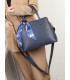 T11640 - Bolso bandolera con pañuelo y asas cortas