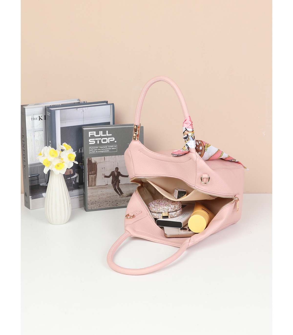 T11664 - Bolso pequeño de mano con pañuelo y bandolera
