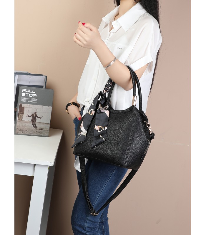 T11664 - Bolso pequeño de mano con pañuelo y bandolera