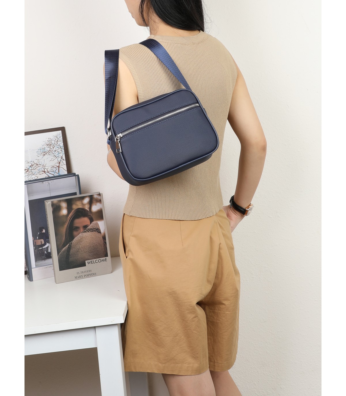 T11680 - Bolso bandolera rectangular con bolsillo de cierre de cremallera