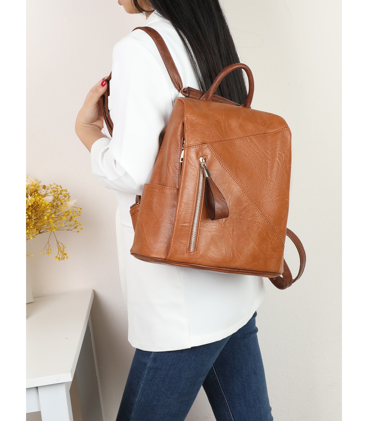 T11752 - Mochila cuadrada con amplio espacio y bolsillo antirrobo