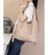 T11757 - Bolso estilo hongo con flecos a los lados amplio espacio interior