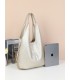 T11757 - Bolso estilo hongo con flecos a los lados amplio espacio interior