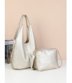 T11757 - Bolso estilo hongo con flecos a los lados amplio espacio interior