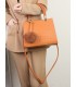 T11562 - Bolso bandolera con asas pequeñas y borla textura cuarteada