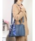 T11581 - Bolso bandolera con pañuelo y adornos dorados