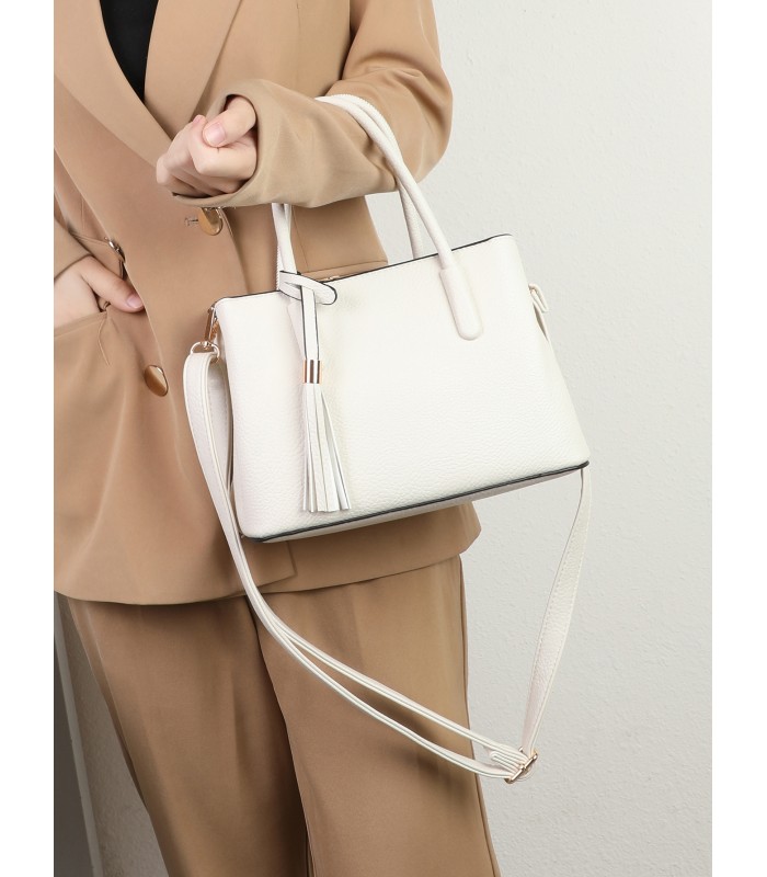 T11718 - Bolso bandolera con amplio espacio interior y asa para llevarlo junto con una bandolera a juego