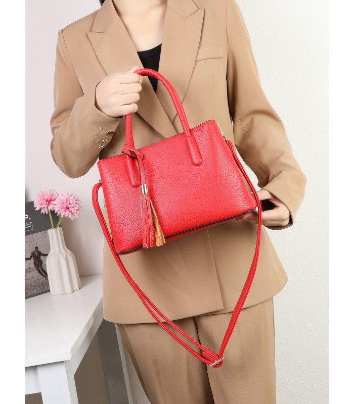 T11718 - Bolso bandolera con amplio espacio interior y asa para llevarlo junto con una bandolera a juego