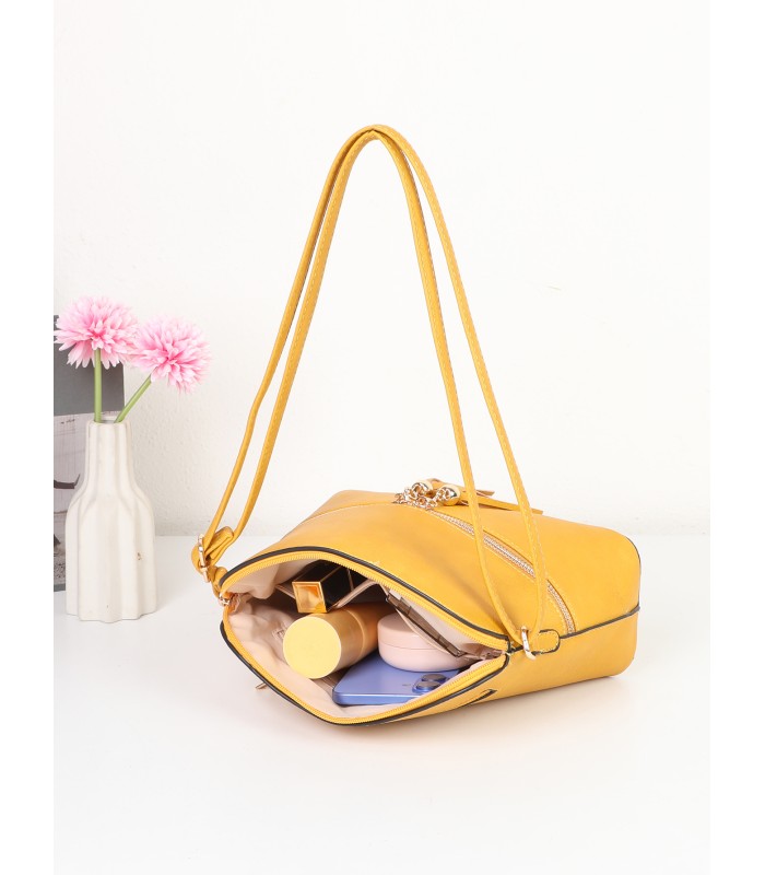 R9354-1- Bolso bandolera con borlas de adorno