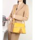R9354-1- Bolso bandolera con borlas de adorno