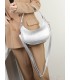 T11851 - Bolso de media luna con doble bandolera de cadena dorada