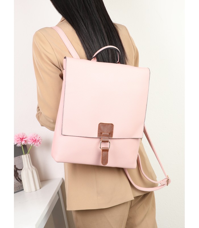 T11574 - Mochila rectangular con cierre de botón imantado