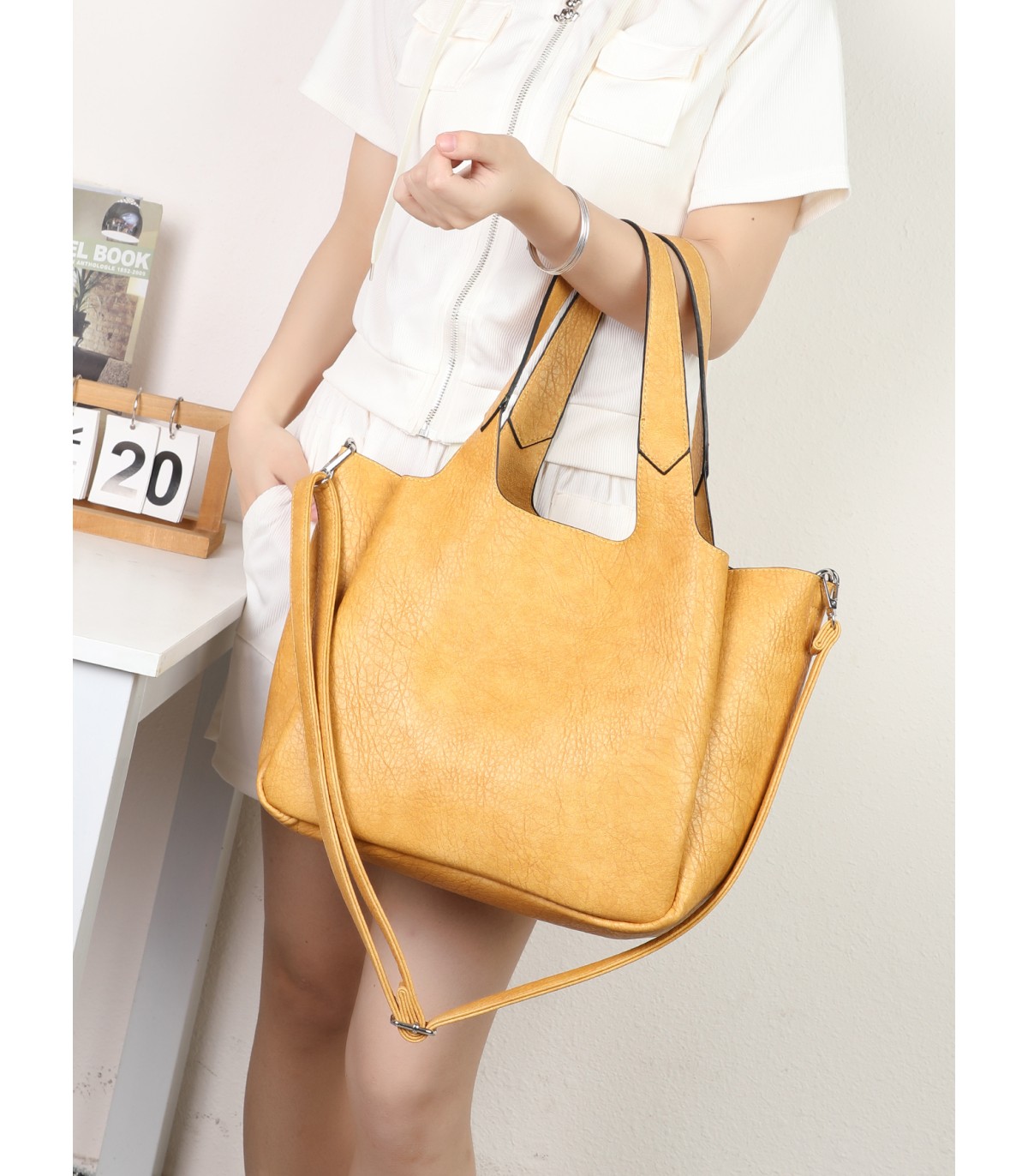 T11930- BOLSO DE MUJER