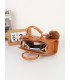 T11513 - Bolso bandolera con asas de metal redondas y borla a juego