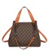 T11924-Bolso tipo tote elegante con monograma clásico y detalles modernos de cadenas