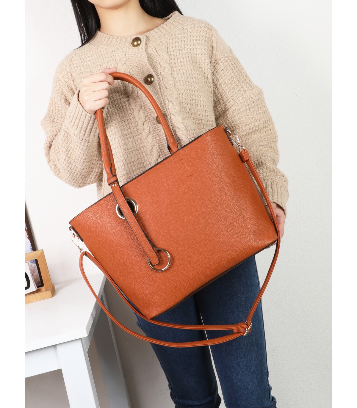 T11932-bolso tipo tote con estilo clasico