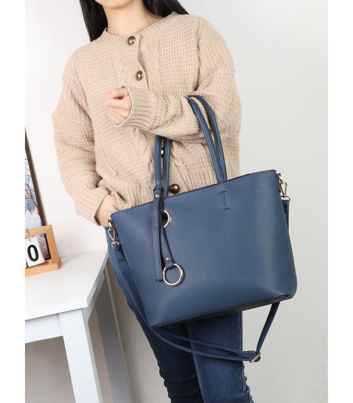 T11932-bolso tipo tote con estilo clasico