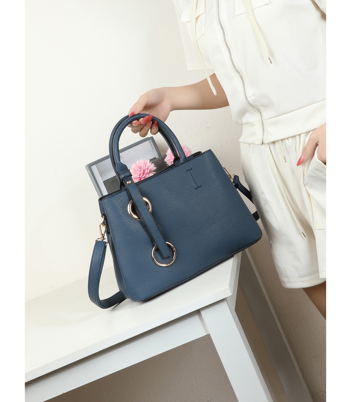 T11931-Bolso de Mano Estilo Satchel