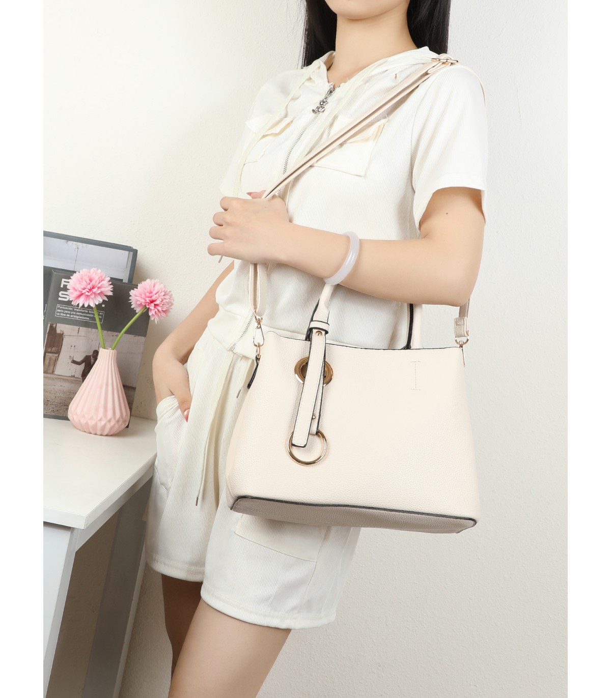 T11931-Bolso de Mano Estilo Satchel