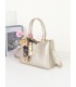 T11939-Bolso Satchel con Pañuelo Decorativo