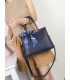 T11939-Bolso Satchel con Pañuelo Decorativo