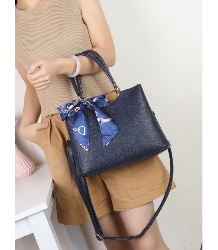 T11939-Bolso Satchel con Pañuelo Decorativo