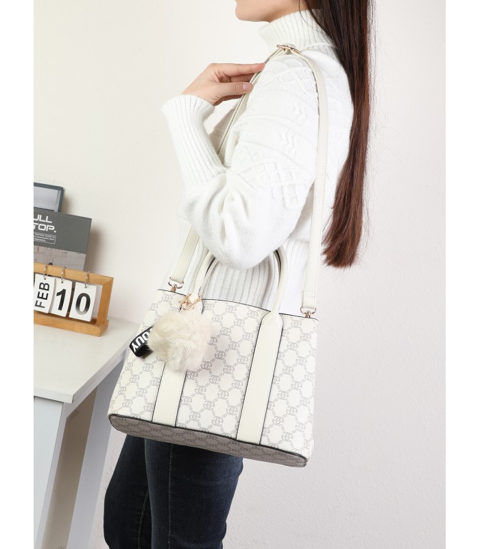 T11775 - Bolso con pompón y osito patrón de marca Giovanna Milano