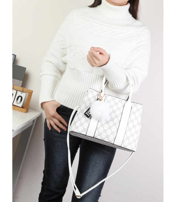 T11775 - Bolso con pompón y osito patrón de marca Giovanna Milano
