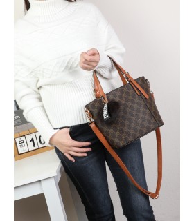 T11780 - Bolso bandolera con pompón