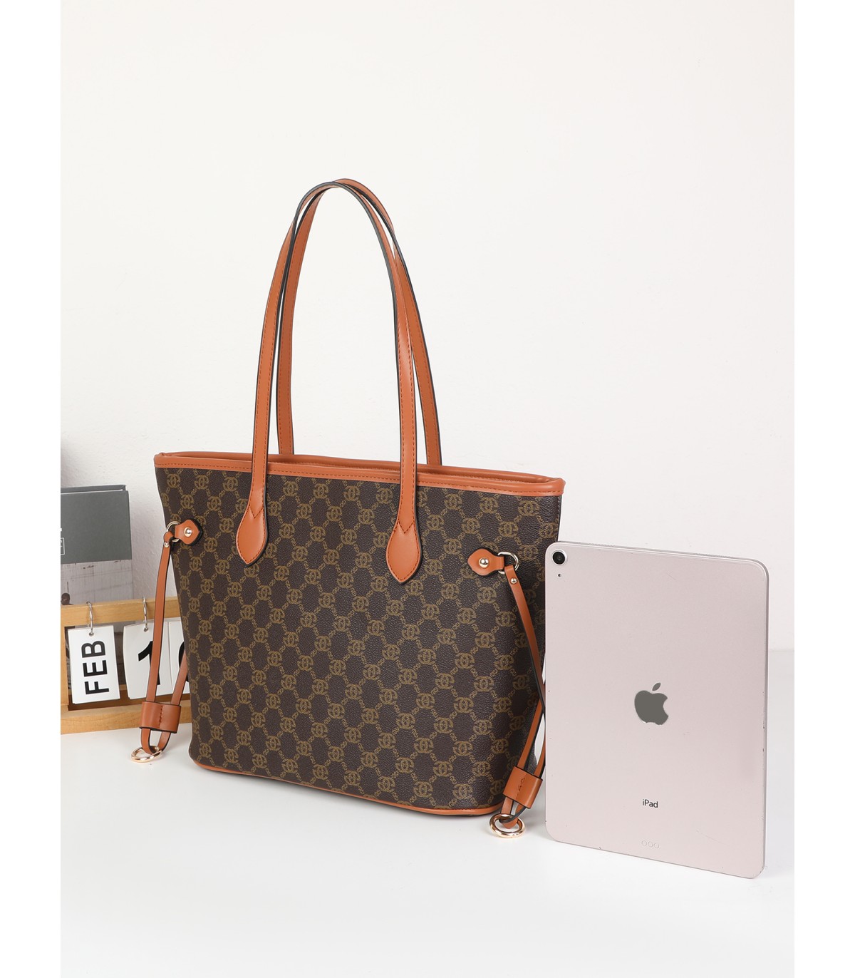 T11783 - Bolso de hombro con patrón infinito de Giovanna Milano