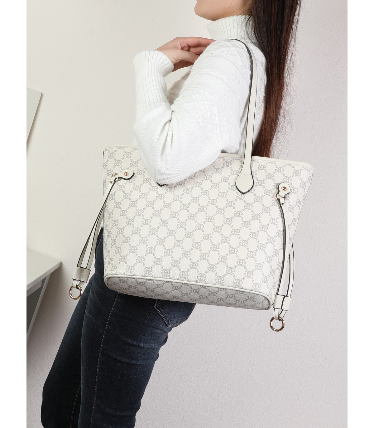 T11783 - Bolso de hombro con patrón infinito de Giovanna Milano
