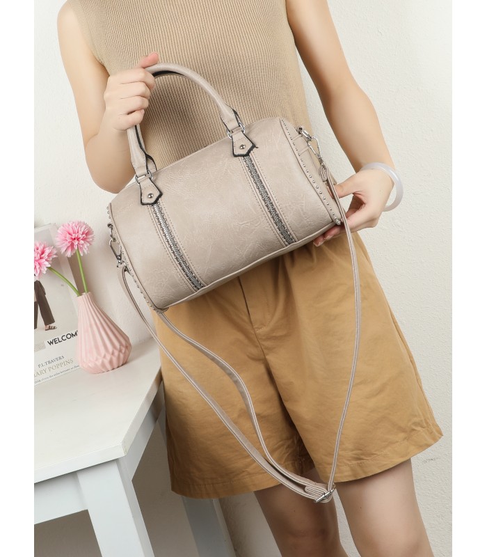 T11844 - Bolso rectangular casi redondo con decoración de bolitas