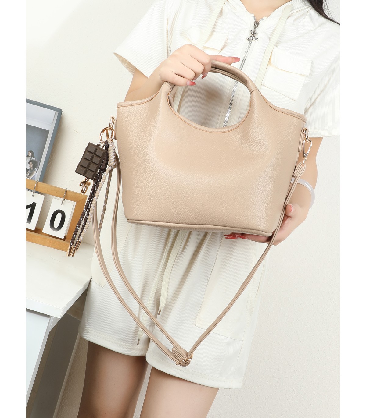 T11938-Bolso de Mano y Bandolera