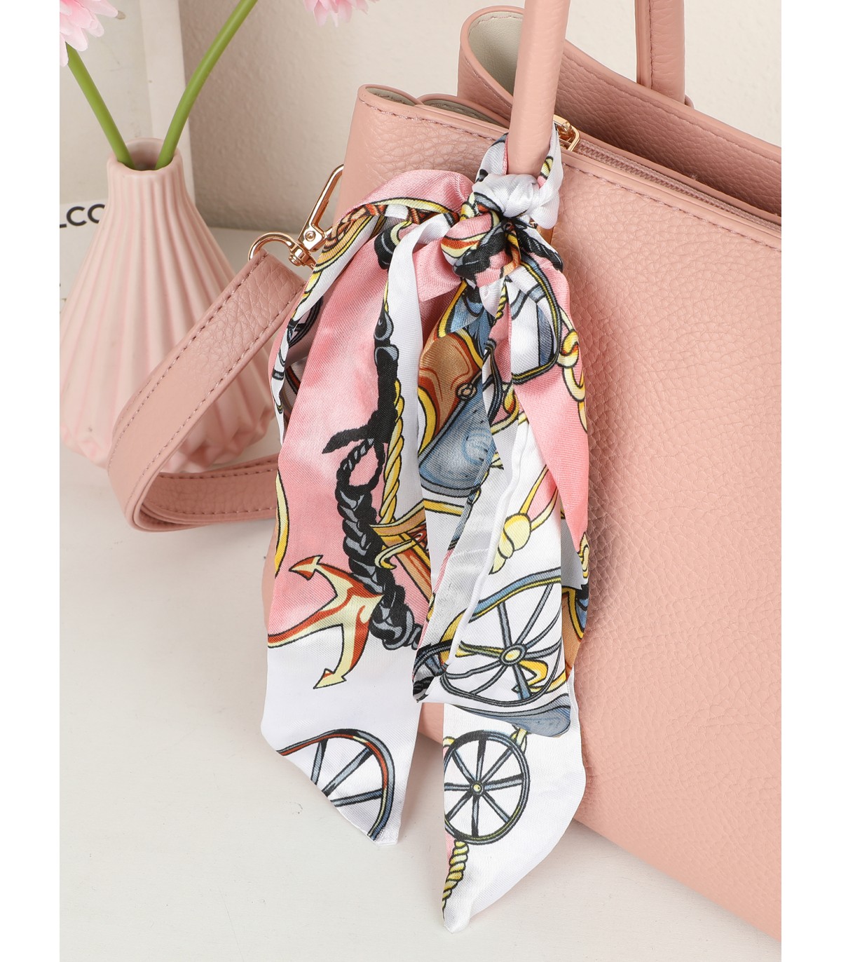 T11950-Bolso de Mano Elegante con Pañuelo Decorativo