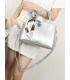 T11940-Bolso de Mano Clásico con Detalle de Pañuelo