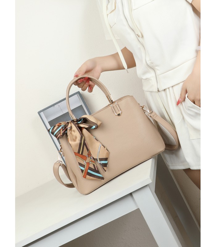 T11940-Bolso de Mano Clásico con Detalle de Pañuelo