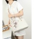 T11940-Bolso de Mano Clásico con Detalle de Pañuelo