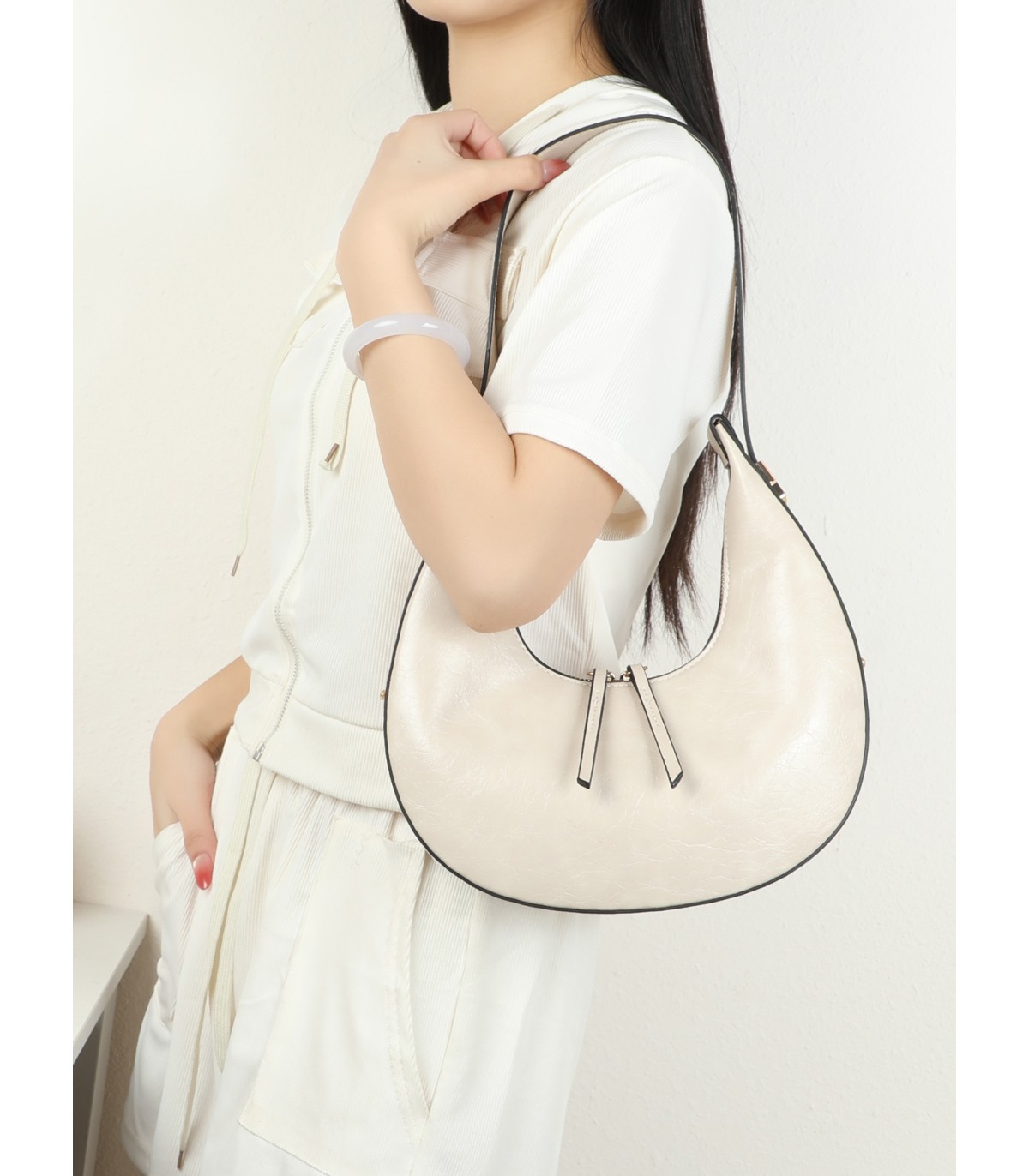 T11958-Bolso de Hombro Estilo "Moon Bag