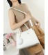 T11951-Bolso de Mano con Estilo
