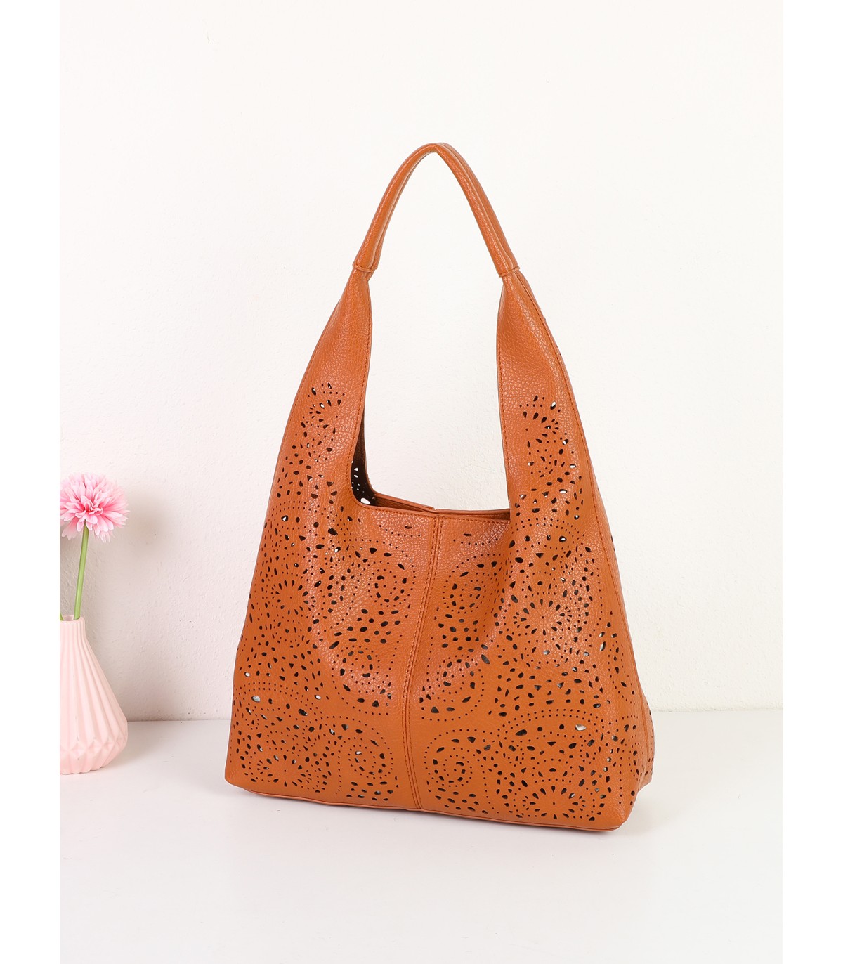 T11929 – Bolso Hobo Calado con Organizador