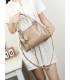 T11966-Bolso de Mano Charolado con Adorno de Moño