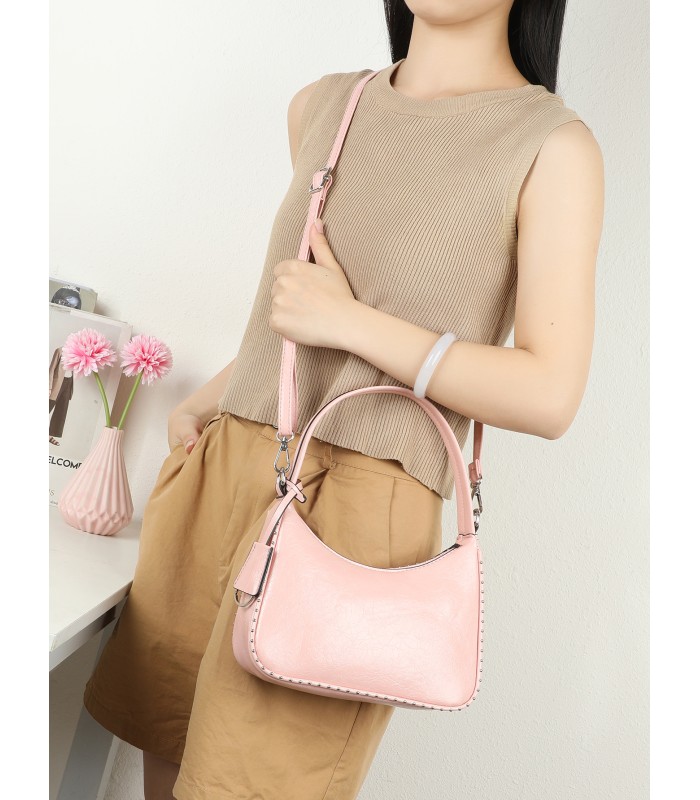 T11964-Bolso Hobo Baguette con Detalles de Tachuelas
