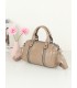 T11963-Bolso tipo Boston con Cremalleras Decorativas