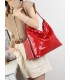 T11977-Bolso de Hombro Hobo con Cadena