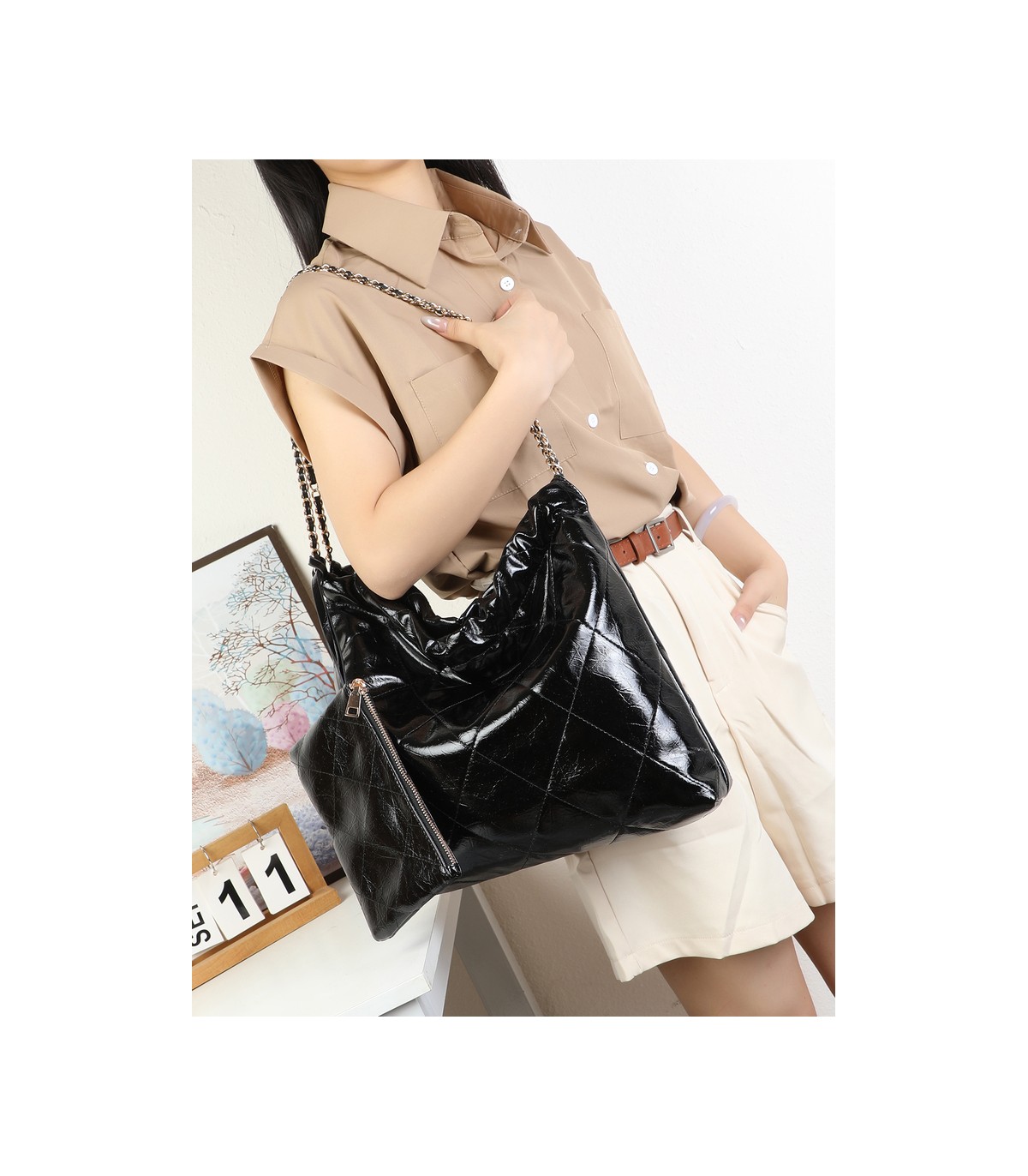 T11977-Bolso de Hombro Hobo con Cadena